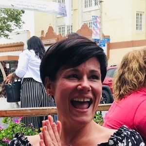 Meet your Posher, Carol